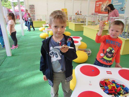 Grafika #90: 11.09.2015 - Interaktywna wystawa klocków Lego w Łebie