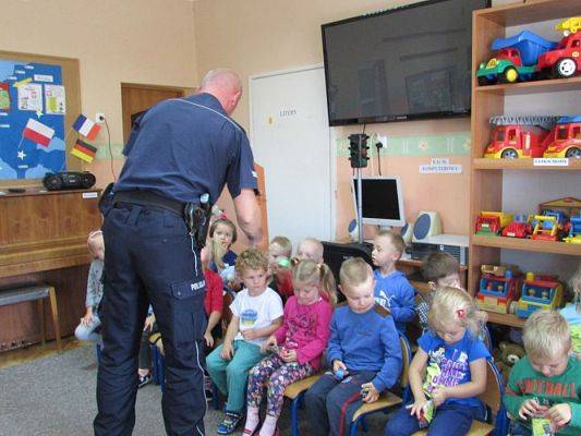 Grafika #9: 10.09.2015 - Spotkanie z policjantem