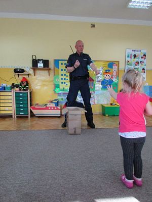 Grafika #14: 10.09.2015 - Spotkanie z policjantem