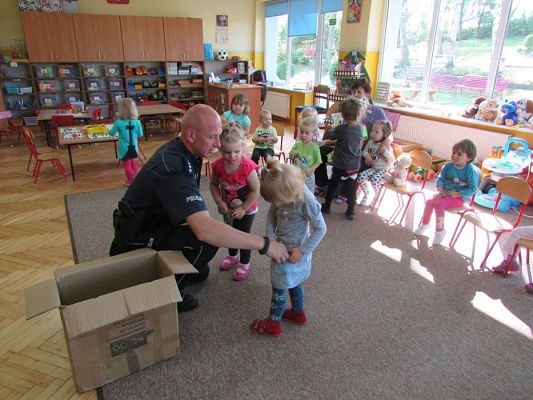 Grafika #15: 10.09.2015 - Spotkanie z policjantem