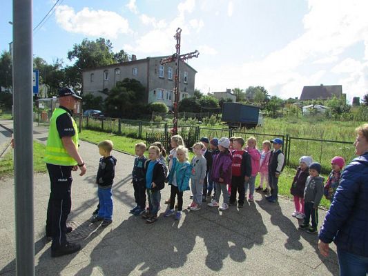 Grafika #21: 10.09.2015 - Spotkanie z policjantem