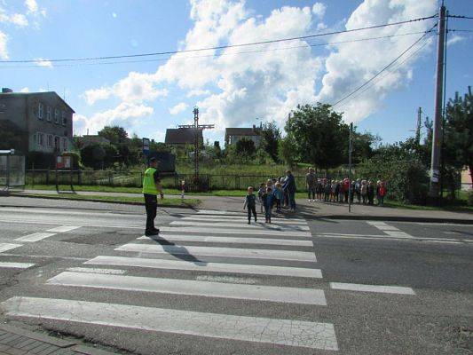 Grafika #23: 10.09.2015 - Spotkanie z policjantem