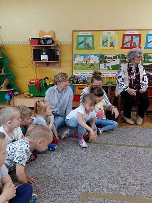 Grafika #12: 07.06.2017 Rodzinnie-zabawowo i smacznie w gr.I