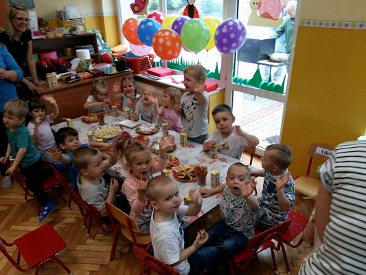 Grafika #22: 07.06.2017 Rodzinnie-zabawowo i smacznie w gr.I