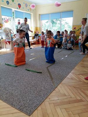 Grafika #23: 07.06.2017 Rodzinnie-zabawowo i smacznie w gr.I