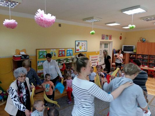 Grafika #25: 07.06.2017 Rodzinnie-zabawowo i smacznie w gr.I