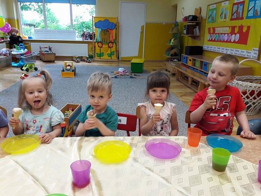 Grafika #0: 01.06.2017 Dzień Dziecka gr.I