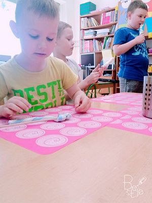 Grafika #13: 25.05.2017 Warsztaty lizakowe