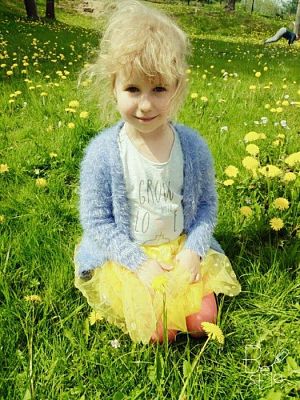 Grafika #1: 15.05.2015 Majowa łąka - sesja zdjęciowa