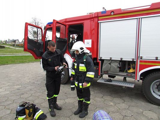 Grafika #20: 04.05.2017 Spotkanie ze Strażakami