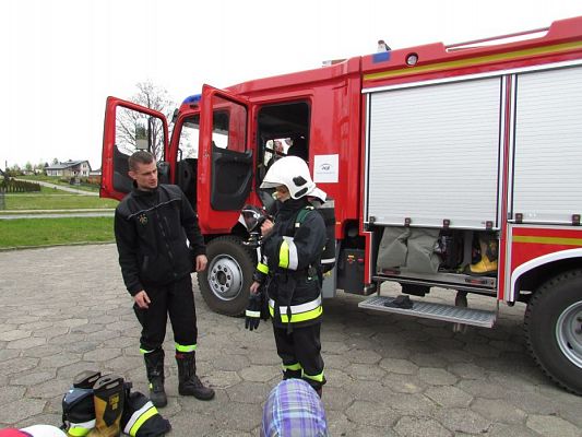 Grafika #21: 04.05.2017 Spotkanie ze Strażakami