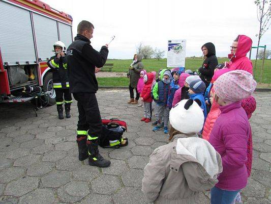 Grafika #27: 04.05.2017 Spotkanie ze Strażakami