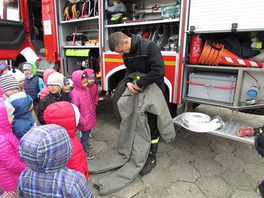 Grafika #38: 04.05.2017 Spotkanie ze Strażakami