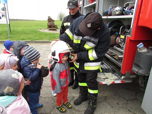 Grafika #44: 04.05.2017 Spotkanie ze Strażakami