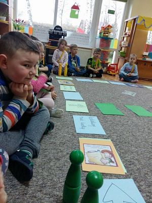 Grafika #3: 21.04.2017 Obchody Dnia Ziemi. Gry i zabawy w deszczową pogodę