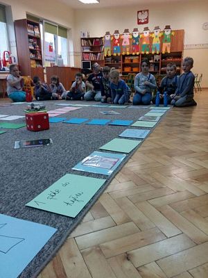 Grafika #14: 21.04.2017 Obchody Dnia Ziemi. Gry i zabawy w deszczową pogodę