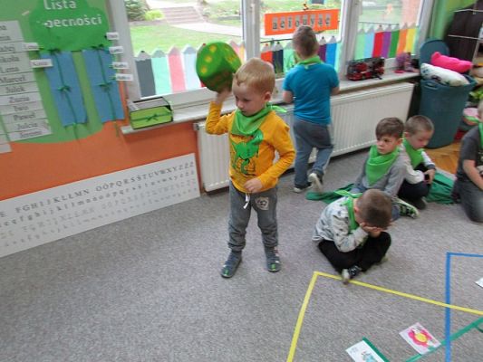 Grafika #33: 21.04.2017 Obchody Dnia Ziemi. Gry i zabawy w deszczową pogodę