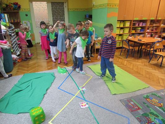 Grafika #38: 21.04.2017 Obchody Dnia Ziemi. Gry i zabawy w deszczową pogodę