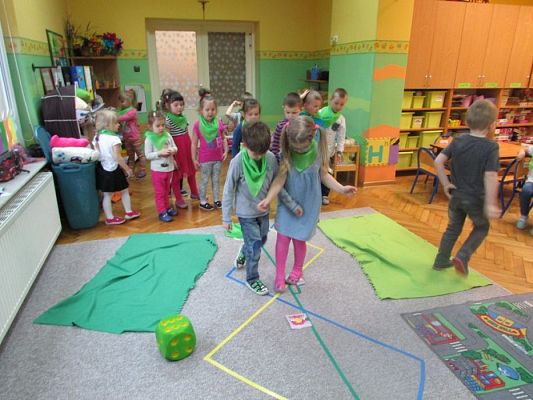 Grafika #41: 21.04.2017 Obchody Dnia Ziemi. Gry i zabawy w deszczową pogodę