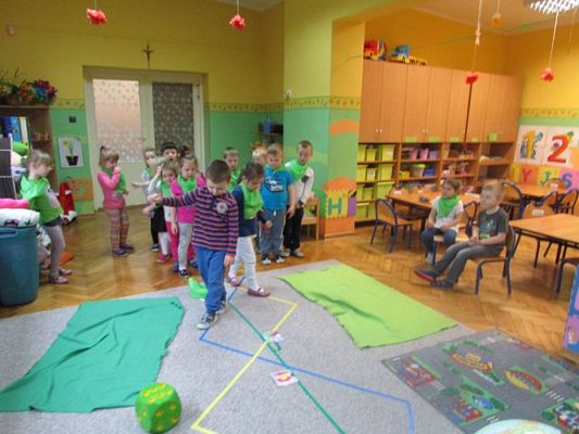 Grafika #43: 21.04.2017 Obchody Dnia Ziemi. Gry i zabawy w deszczową pogodę