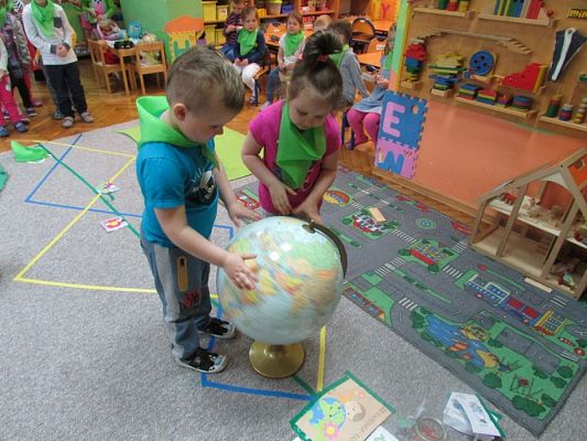 Grafika #46: 21.04.2017 Obchody Dnia Ziemi. Gry i zabawy w deszczową pogodę