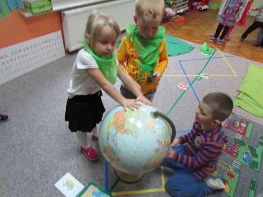 Grafika #49: 21.04.2017 Obchody Dnia Ziemi. Gry i zabawy w deszczową pogodę