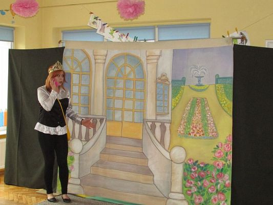 Grafika #4: 05.04.2017 - Przedstawienie pt. "Magiczny ołówek"