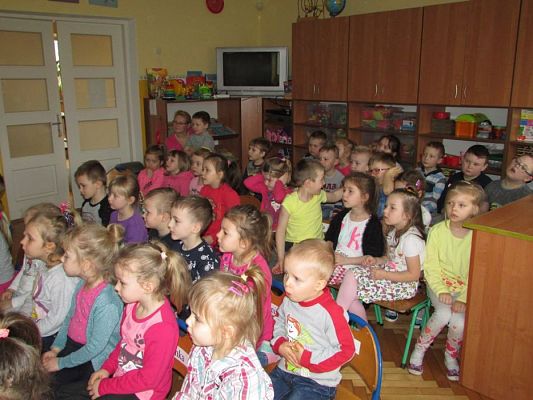 Grafika #11: 05.04.2017 - Przedstawienie pt. "Magiczny ołówek"