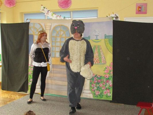 Grafika #14: 05.04.2017 - Przedstawienie pt. "Magiczny ołówek"