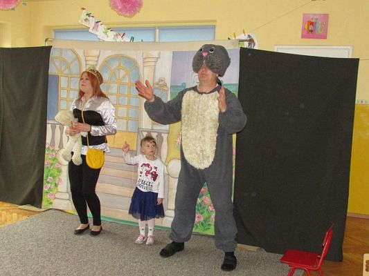 Grafika #16: 05.04.2017 - Przedstawienie pt. "Magiczny ołówek"