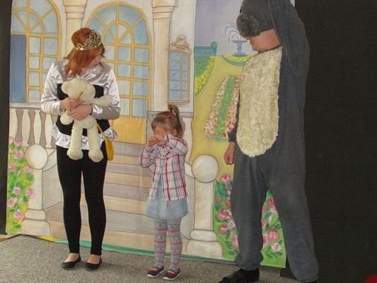 Grafika #18: 05.04.2017 - Przedstawienie pt. "Magiczny ołówek"