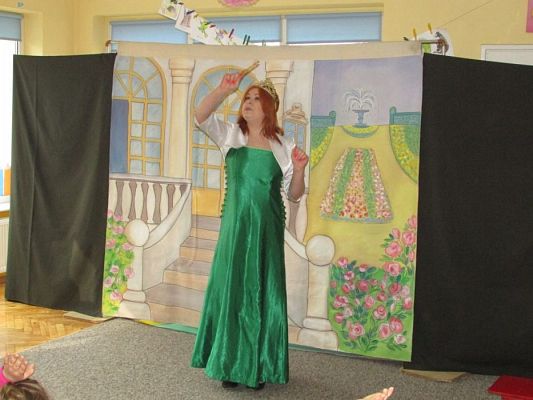 Grafika #25: 05.04.2017 - Przedstawienie pt. "Magiczny ołówek"