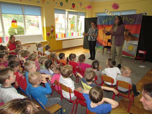 Grafika #30: 05.04.2017 - Przedstawienie pt. "Magiczny ołówek"