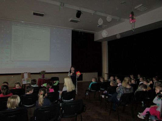 Grafika #7: 04.04.2017 Spotkanie autorskie z Elżbietą Bednarczyk