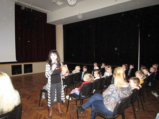 Grafika #9: 04.04.2017 Spotkanie autorskie z Elżbietą Bednarczyk