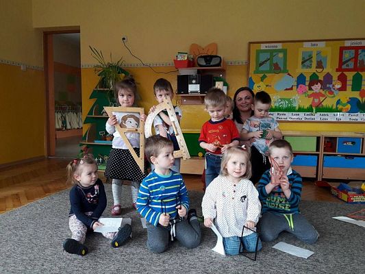 Grafika #1: 31.03.2017 Gr I - Poznajemy zawody naszych rodziców "Zawód nauczyciel-z matematyką za pan brat"