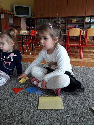 Grafika #12: 31.03.2017 Gr I - Poznajemy zawody naszych rodziców "Zawód nauczyciel-z matematyką za pan brat"