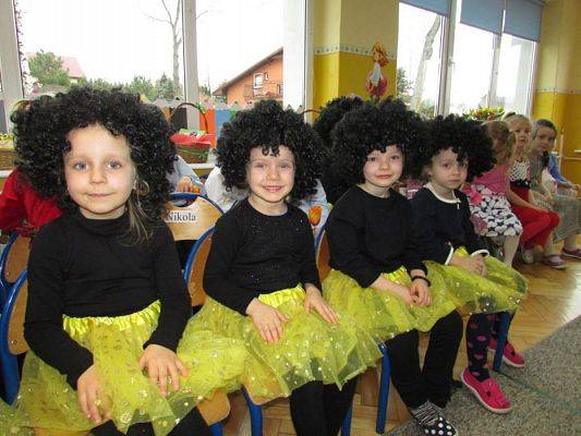 Grafika #7: 08.03.2017 Dzień Kobiet