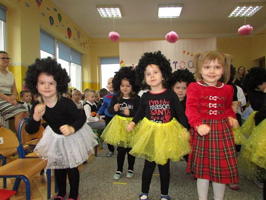 Grafika #38: 08.03.2017 Dzień Kobiet