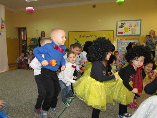 Grafika #40: 08.03.2017 Dzień Kobiet