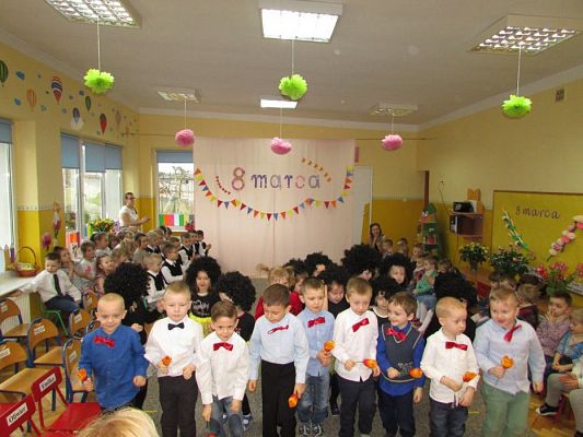 Grafika #47: 08.03.2017 Dzień Kobiet