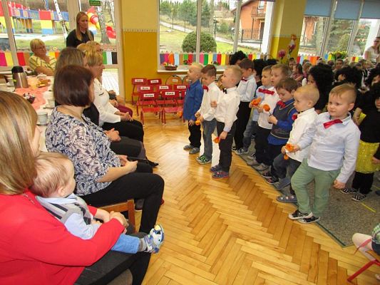 Grafika #49: 08.03.2017 Dzień Kobiet