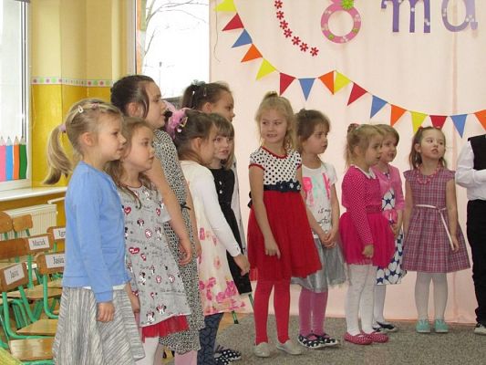 Grafika #52: 08.03.2017 Dzień Kobiet