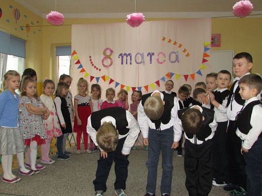 Grafika #56: 08.03.2017 Dzień Kobiet