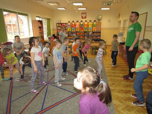 Grafika #8: 22.02.2017 Nauka tańca Hip-hop