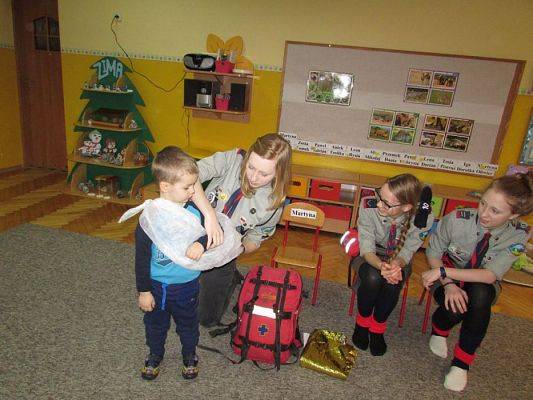 Grafika #13: 20.02.2017 Warsztaty udzielania pierwszej pomocy