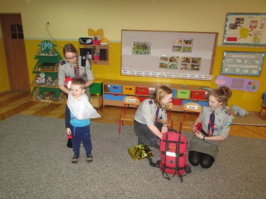 Grafika #14: 20.02.2017 Warsztaty udzielania pierwszej pomocy