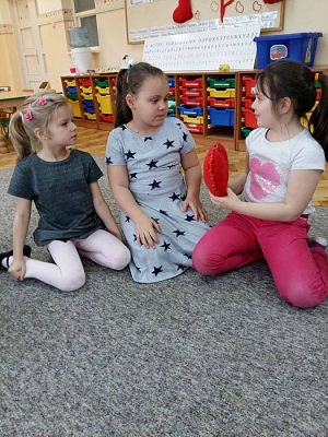 Grafika #1: 14.02.2017 Walentynki - dzień przyjaźni i sympatii