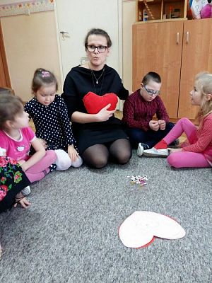 Grafika #4: 14.02.2017 Walentynki - dzień przyjaźni i sympatii