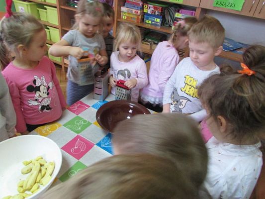 Grafika #50: Tajemnica eliksiru dla Babci i Dziadka!